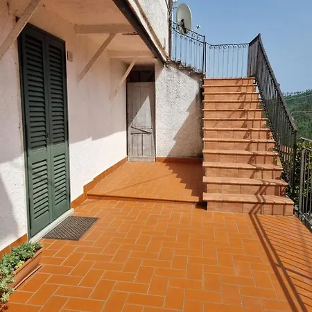 Ca' Della Bardona Free Parking La Foce (Massa and Carrara)